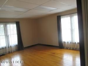 500 S Court St, Marion, IL 62959